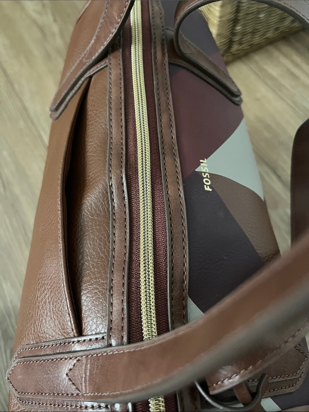 Fossil Sydney Tote in Wine Multi with Signature Key Charm - Picture 6 of 10